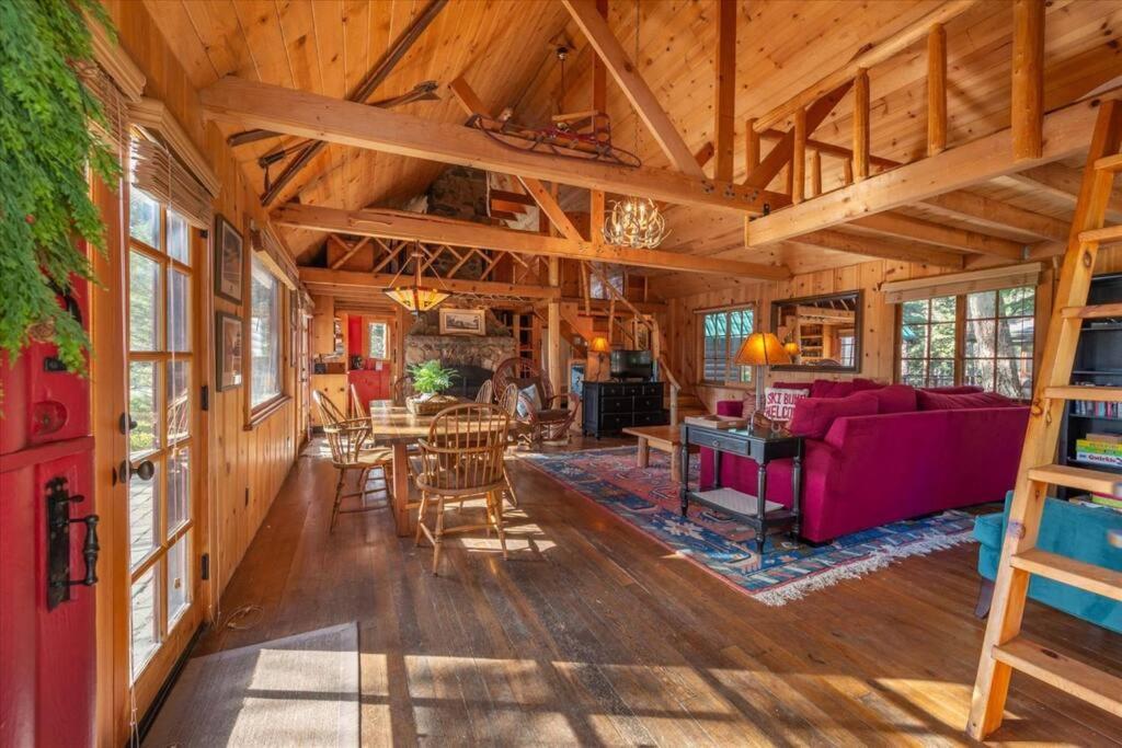 Coziest Cabin In Tahoe W Stone Fireplace Comfy Beds Close To Slopes & Lake Carnelian Bay Kültér fotó