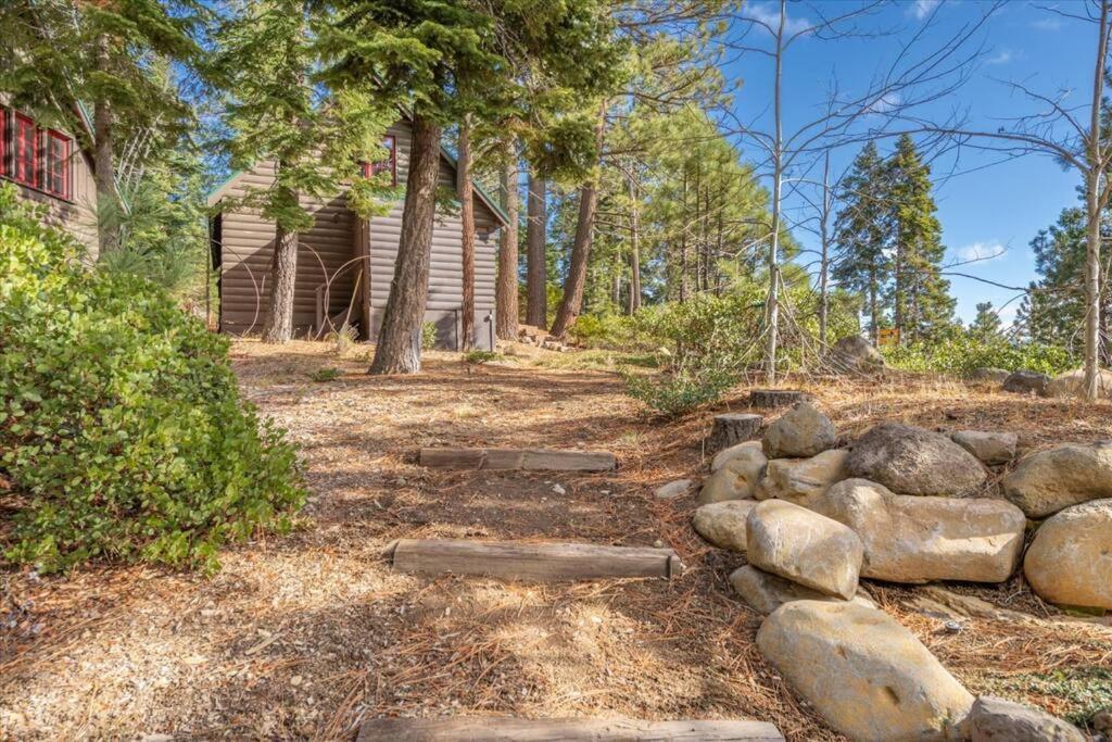 Coziest Cabin In Tahoe W Stone Fireplace Comfy Beds Close To Slopes & Lake Carnelian Bay Kültér fotó