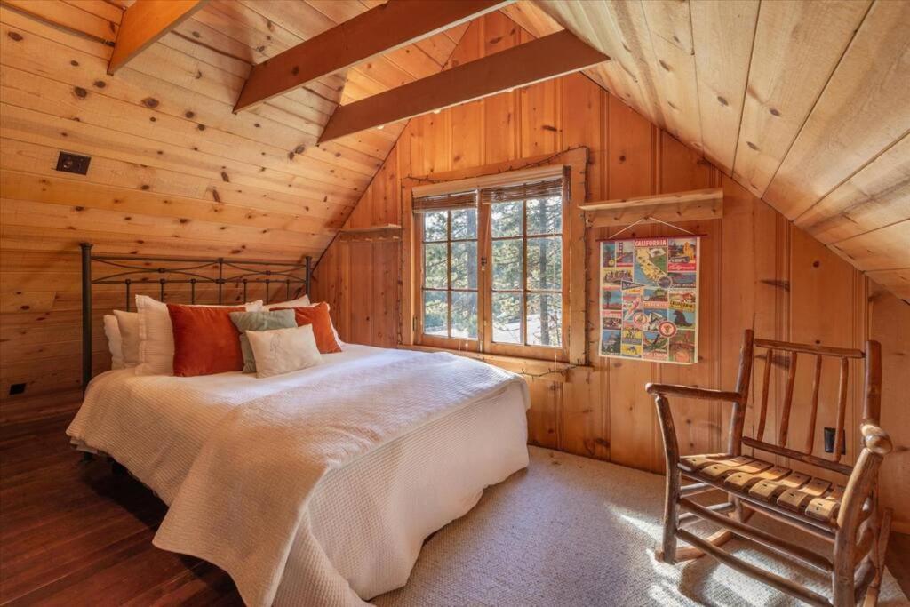 Coziest Cabin In Tahoe W Stone Fireplace Comfy Beds Close To Slopes & Lake Carnelian Bay Kültér fotó